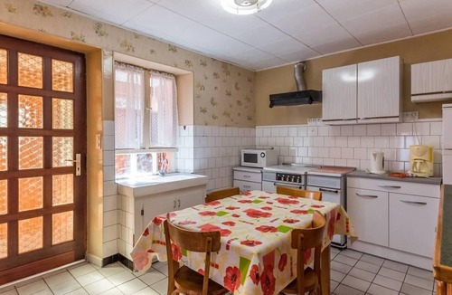 Fougerolles Cottage | Charming cottage with internet and enclosed garden