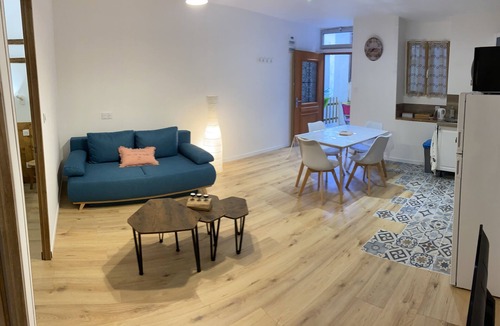 Saint-Claude Apartment | Charmant Appartement