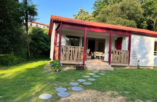 Hasparren Ski Chalet | Charmant chalet avec spa à Hasparren, 50 m², piscine partagée