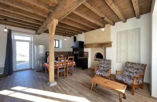 Ygrande House | Charmant gîte à la ferme avec tout confort, proche de Bourbon-l'Archambault, idéal pour randos et curistes - FR-1-489-432