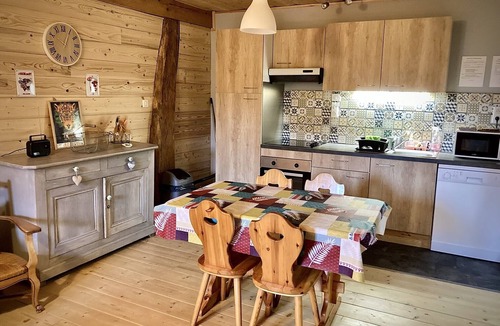Mirebel Apartment | Charmant gite 4 places secteur jura lac