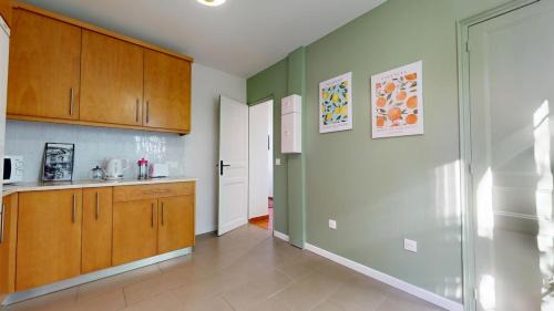 Vitry-sur-Seine Apartment | Charmant T3 avec terrasse à 10 min de Paris et 150m du RER Vitry sur Seine