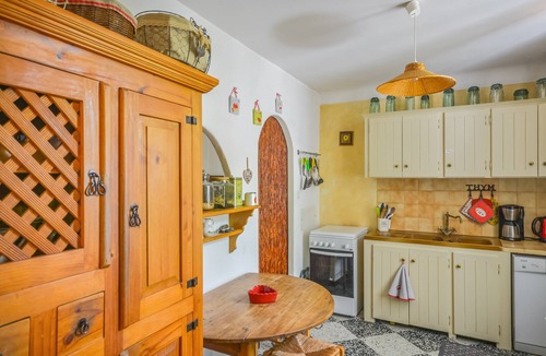 Venasque Bed & Breakfast | Charmante Chambre D'hôte au Coeur de la Provence, à Venasque