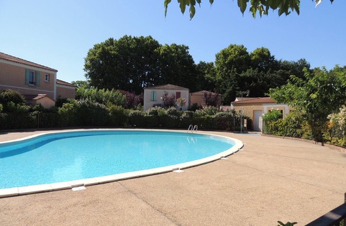 Loriol-du-Comtat House | Charmante Maison en Provence