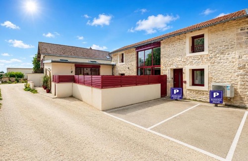 Marsannay-la-Cote House | Charmante Maison Climatisée avec son Jardin à 10 minutes de DIJON