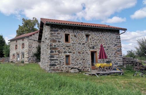 Retournac House | Charmante maison dans les gorges de la Loire avec terrasses et poêle à bois - FR-1-582-319