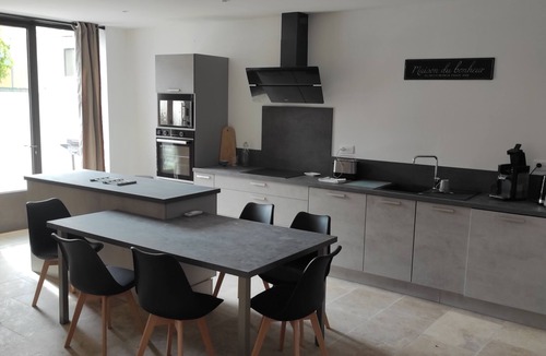 Rasteau House | Charmante Maison de Village Climatisée à Côté de Vaison la Romaine