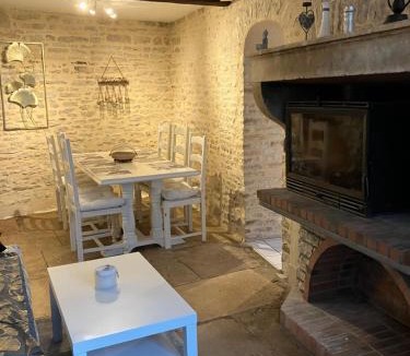 Precy-le-Sec House | Charmante maison en pierres