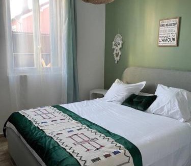 Orly House | Charmante maison sur propriété