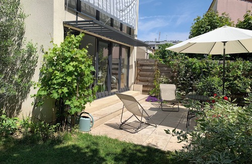 Louis Bertrand-Mirabeau-Semard Apartment | Charming 1-bedroom apartment with WiFi in Ivry-sur-Seine, 500 m from Paris