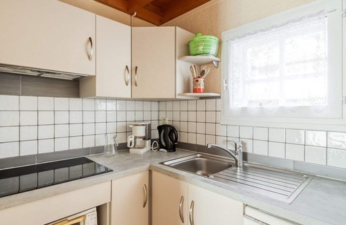 Esquieze-Sere Apartment | Charming 2-Level Apartment for 6 with Garden, Near Ski Resorts and Amenities