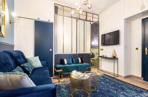 Quartier de la Porte-Saint-Denis Apartment | Charming 2BR # Grands Boulevards