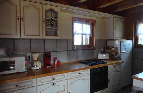 Le Memont Ski Chalet | Charming 3-star gîte in the heart of nature, free Wi-Fi