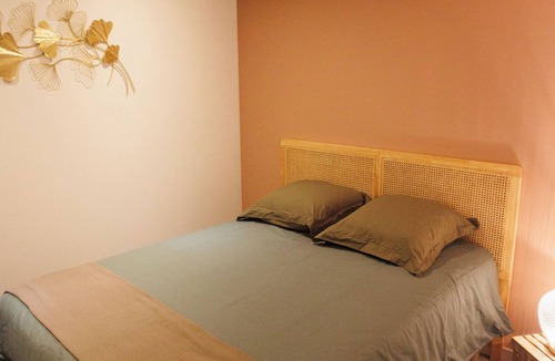 Saint-Just-la-Pendue Apartment | Charming apartment .. in visible stones bright cozy modern in the countryside
