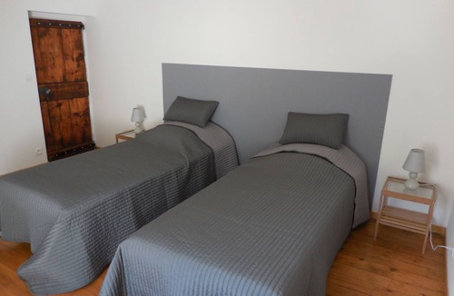 Visan House | Charming and atypical Old Farm