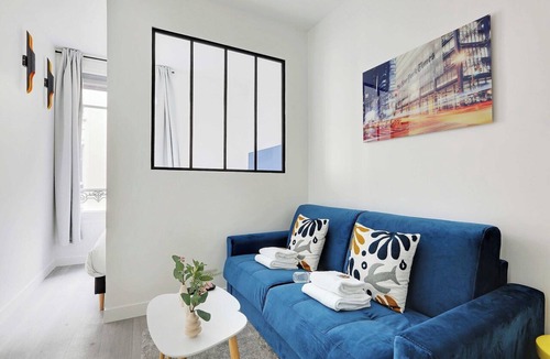 Vignerons Apartment | Charming apartment -1BR/4P- Château de Vincennes