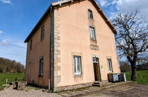 Travexin Cottage | Charming apartment at the foot of the Plateau des Mille Etangs in Mélisey
