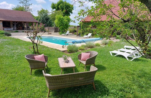 Montcony Apartment | Charming apartment "Grenier", 130 qm on 2 1/2 floors, family and pet friendly!