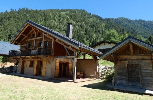 Beaufort Ski Chalet | Charming chalet, pets welcome - 8 guests