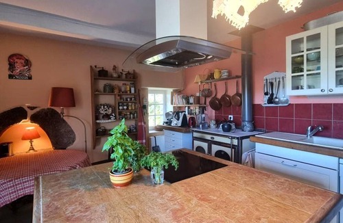 Saint-Jean-la-Vetre Cottage | Charming cottage with private sauna and fireplace