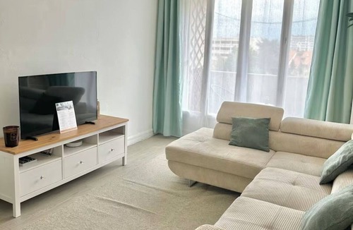 Longjumeau Apartment | Charming & Cosy T2 near Airport