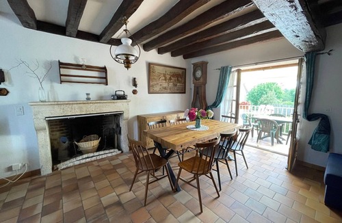 Saint-Bouize Cottage | Charming Cottage Near Sancerre with Terrace, WiFi, and Secure Garage
