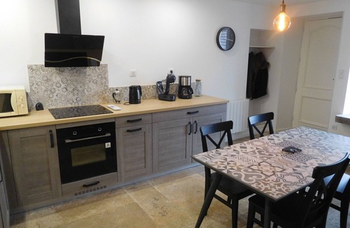Gilley Cottage | Charming Family Cottage near Fayl-Billot with Cozy Interior and Nearby Attractions