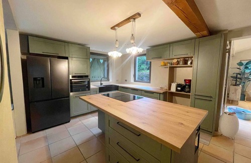 Le Beaucet House | Charming farmhouse in a quiet location