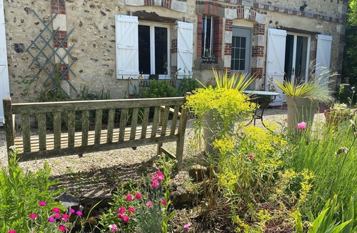 Fontaines House | Charming Farmhouse in the Heart of Puisaye