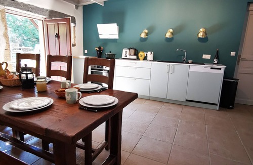 Corberon House | Charming farmhouse with swimming pool