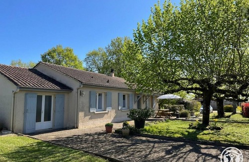 Clermont de Beauregard Cottage | Charming house, terrace, pets allowed - 4 guests