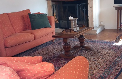 Chissey-en-Morvan Cottage | Charming gîte in Morvan Burgundy, pets welcome