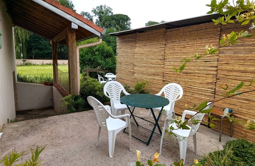 Luneville Cottage | Charming Ground Floor Apartment with Private Parking and Terrace, Near Château de Lunéville