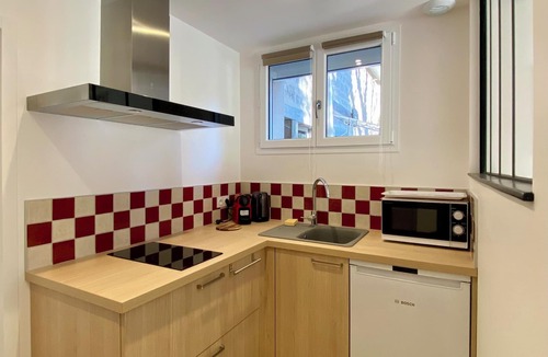 Lons-le-Saunier House | Charming house with garden in the heart of Lons-le-Saunier.