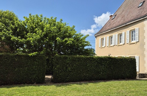 Viry House | Charming house in the Charolais countryside overlooking the valley