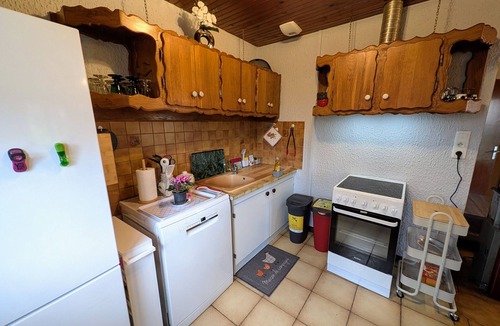 Venisey Cottage | Charming House in Venisey - Tranquility and Pets Allowed