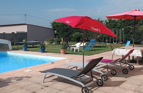 Anneyron House | Charming house with swimming pool