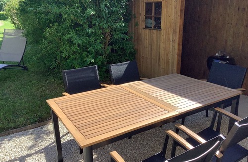 Maizieres Cottage | Charming independent cottage with garden and family activities