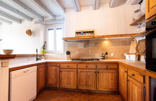 Venon House | Charming “La Ferme du Château” – Private Terrace, Peaceful Setting, Fresh Air