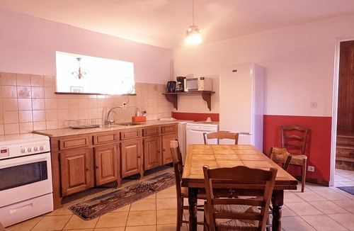 Vauvillers Cottage | Charming lodgings near Luxeuil-les-Bains, pets welcome