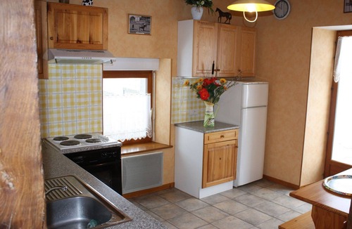 Girmont-Val-d'Ajol Cottage | Charming Nature Retreat: Cozy Cottage with Fireplace and Scenic Views