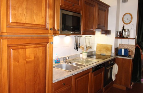 Quartier de la Folie-Mericourt Apartment | Charming Paris Apartment 2 Bedrooms/2 Bathrooms - Walk to Le Marais & Bastille