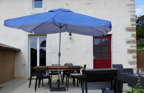 Dommartin-le-Franc Cottage | Charming Renovated Farmhouse with 2 Bedrooms, Terrace, and Electric Bikes, Near Lac du Der