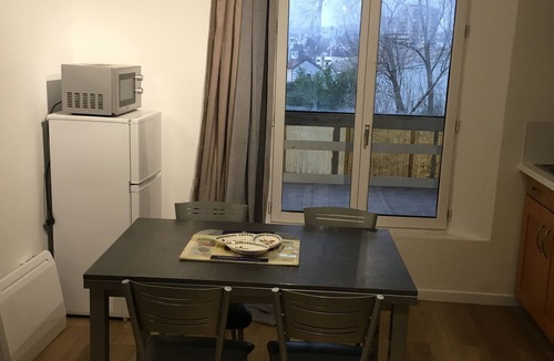 L'Hay-les-Roses Apartment | Charming renovated 2-room apartment