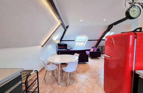Rambouillet Apartment | Charming Renovated Apartment in Rambouillet: Near Castle, Shops, and Direct Paris Access