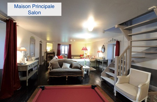 Vayrac Villa | Charming residence, perfect for communing with family and friends.
