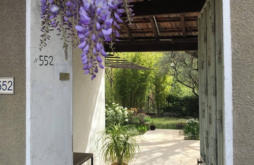 Roaix House | Charming riverside house