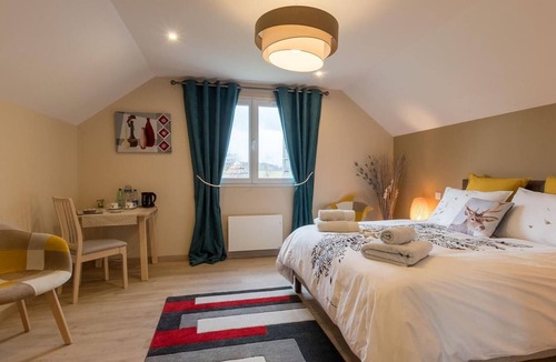 Vyans-le-Val Bed & Breakfast | Charming room for 2 with sauna and bikes in Vyans-le-Val