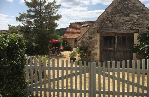 Saint-Medard House | Charming simplicity and a shared pool are the hallmarks of Esther's home.