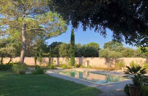 Saint-Didier Villa | Charming villa in Provence private pool near village